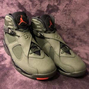 DEADSTOCK JORDAN 8 RETRO